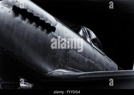 Supermarine Spitfire Mk 24 VN485 in natürlichen Metall finish in Duxford Air Museum Stockfoto