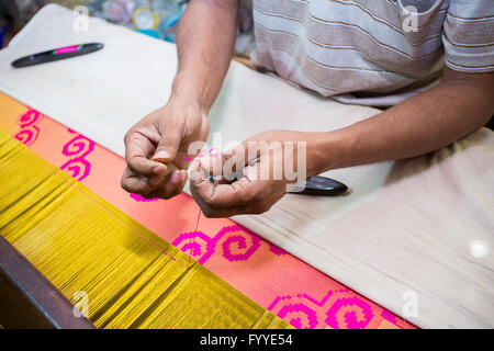 Jamdani saree Arbeitnehmer © jahangir Alam onuchcha/alamy Stockfoto