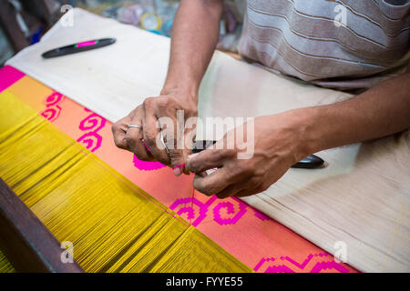 Jamdani saree Arbeitnehmer © jahangir Alam onuchcha/alamy Stockfoto