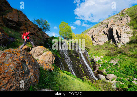 Eurasien, Kaukasus Region, Armenien, Syunik Provinz, Shaki Wasserfall Stockfoto