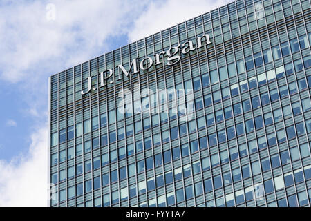 Logo oder Zeichen für JP Morgan in Canary Wharf Stockfoto