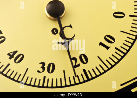 Celsius analoges Thermometer Nahaufnahme Stockfoto