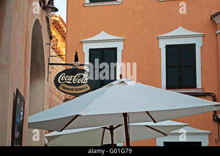 Menorca, Balearen, Spanien, Europa: Paläste und Gebäude in die Straßen und Gassen der Altstadt von Ciutadella Stockfoto