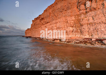 Hohen Felsen an der Küste der Ostsee Stockfoto