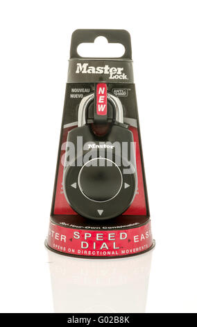 Winneconne, Wisconsin - 19. Februar 2016: Paket von Master Lock Speed Dial Schloss. Stockfoto