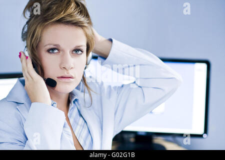 Call-Center Betreiber oder Computer Probleme im Geschäft Stockfoto