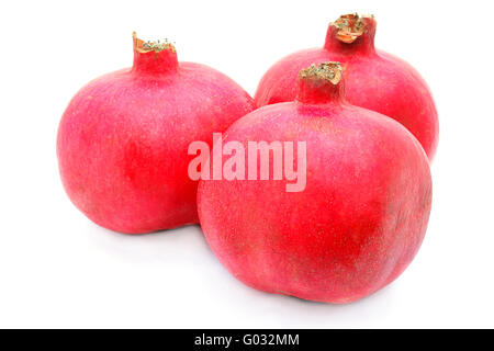 Drei Granatapfel auf dem weißen Hintergrund isoliert Stockfoto