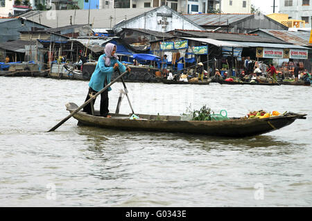 Auf dem Weg nach Cai Rang schwimmende Markt, Vietnam Stockfoto