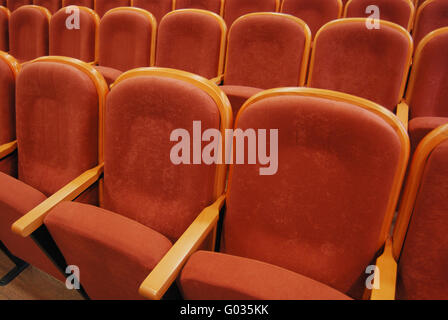 rote Stühle Stockfoto