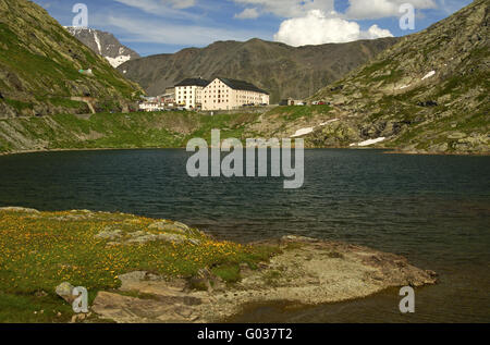 Hospiz auf dem großen St. Bernhard Pass, Schweiz Stockfoto