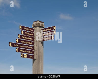 Wegweiser in Wittduen, Deutschland Stockfoto