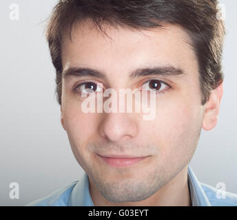 Porträt von lächelnden schönen Trainee Business Karriere (Nahaufnahme) Stockfoto