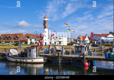 Angelboot/Fischerboot im Hafen auf der Insel Poel T Stockfoto