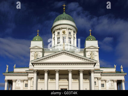 Türme der Helsinki lutherische Kathedrale, Finnland Stockfoto