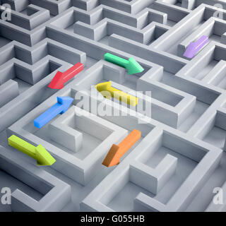 Labyrinth mit Pfeilen, die in verschiedene Richtungen führen Stockfoto