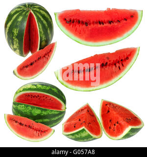Stellen Sie frische Wassermelone und Scheiben isoliert auf weißem Hintergrund Stockfoto