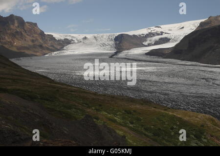 Skaftafellsjökull gehört zu den Outlet-Gletscher (Gletscherzungen) der Vatnajökull-Eiskappe. Skaftafell Stockfoto