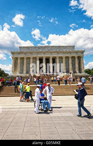 Washington DC, USA - 2. Mai 2015: Kriegsveteranen und Hüter der Ehre Flug Non-Profit-Organisation am Lincoln Memorial, westlichen Ende der National Mall. Stockfoto