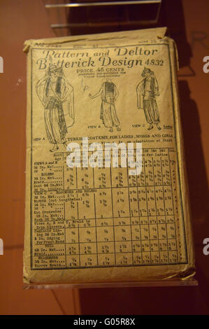 Ein Muster & Deltor Butterick Design auf Anzeige an der Hillwood Immobilien, Museum und Gärten. Washington, DC. USA Stockfoto