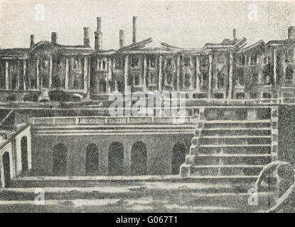 Die Überreste der Peterhof Palast nach der Belagerung von Leningrad 1944 Stockfoto