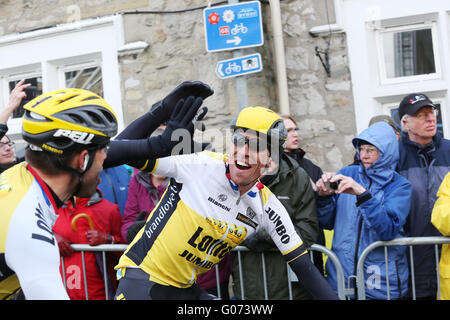 Settle, Yorkshire, Großbritannien. 29. April 2016. Team Lotto zu feiern, gewann die erste Etappe der Tour de Yorkshire in Settle, UK, 29. April 2016 Credit: Barbara Koch/Alamy Live News Stockfoto