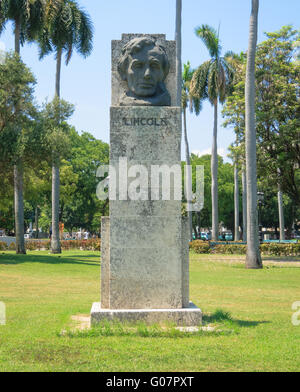 [Nur zur redaktionellen Verwendung] Büste von Abraham Lincoln in der Plaza De La Fraternidad in Havanna, Kuba Stockfoto