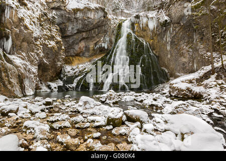 Gollinger Wasserfälle im Winter, Österreich Stockfoto