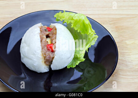 Chinesische gedämpfte Brötchen mit Krabben-Stick, Wachtel-Ei und Schweinefleisch Zeug Stockfoto