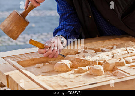 Hohlmeißel Holz Stemmeisen Tischler Werkzeug. Werk des Künstlers. Stockfoto