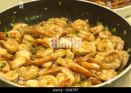 Garnelen gekocht mit Ingwer und Knoblauch gedünstet Witz Stockfoto