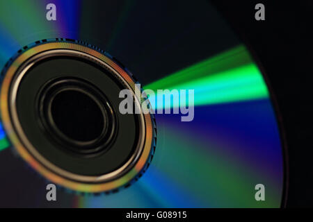 Digitale vielseitige Disk auf schwarzem Hintergrund isoliert Stockfoto