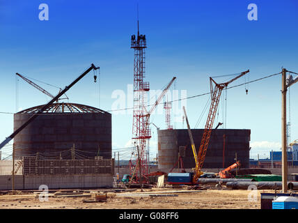 Arbeit des neuen Meeres Handelshafen von Ust-Luga. Russ Stockfoto