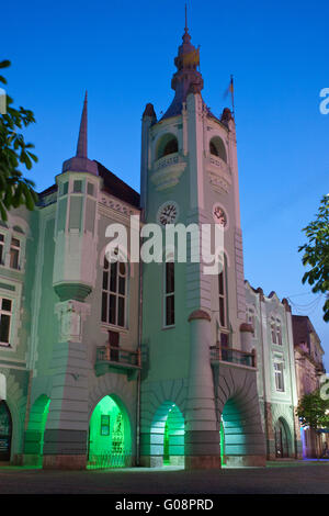 Abends Blick auf das Rathaus der Stadt Mukatschewo Ukraine Stockfoto