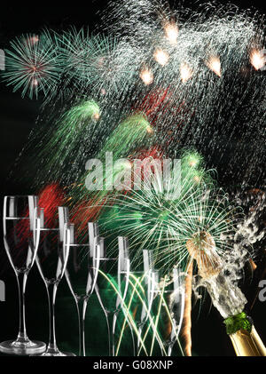 Party Szene Feuerwerk mit Sekt Stockfoto