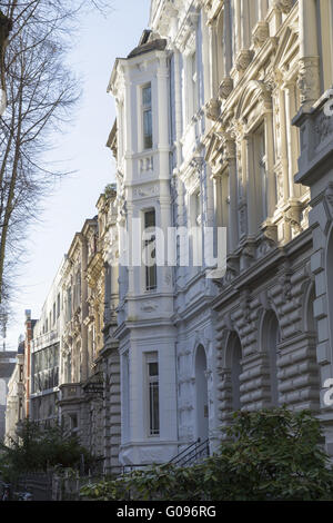 Häuserzeile im Süden von Bonn, Deutschland Stockfoto