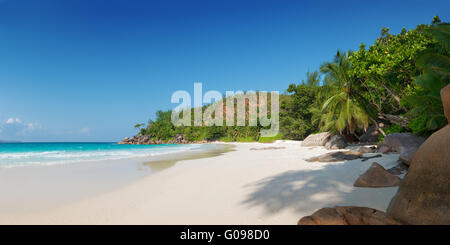 Panoramablick von Anse Georgette Beach in Praslin Insel Seychellen Stockfoto