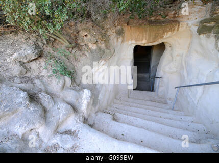 Höhleneingang Beit Guvrin, Israel Stockfoto
