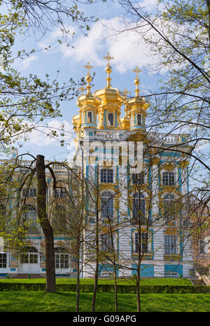 Kuppel der russisch orthodoxen Kirche Katharinenpalast Stockfoto