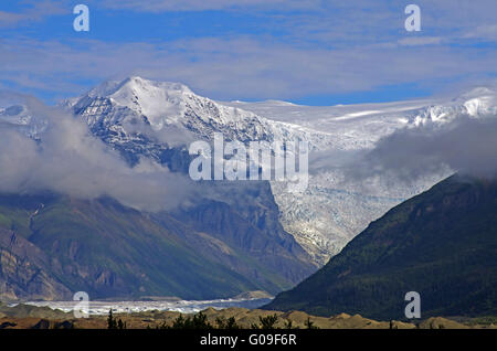 Wild Country - Berge und Gletscher in Wrangell Stockfoto