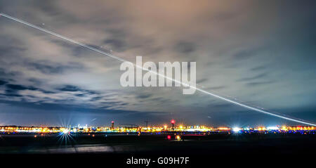 Skyline von Charlotte Blick über Charlotte Douglas Flughafen Stockfoto