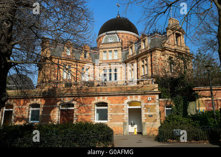 London - 17. März 2016: Außenansicht des Royal Observatory, gebaut im Jahre 1676, Greenwich Park, arbeitete in der Geschichte der Astronomie. Stockfoto