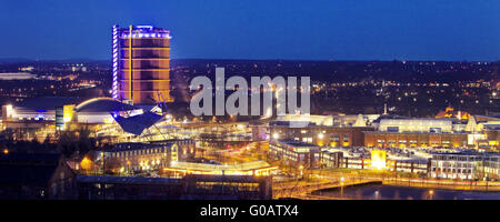 Neue Center mit Gasometer, Oberhausen, Deutschland Stockfoto