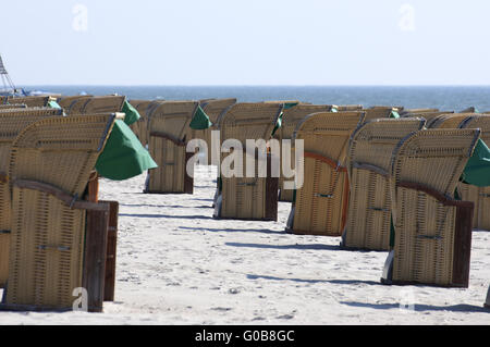 Am Strand im Ostseeheilbad, Ostsee, Deutschland Stockfoto