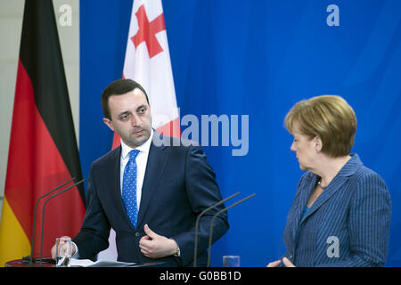 Pressekonferenz zwischen Merkel und Garibashvili. Stockfoto