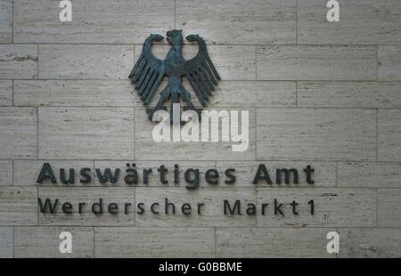 Auswärtiges Amt Berlin mit Bundesadler Stockfoto