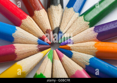 Farbstiften in ordnen in Farbe Rad Farben Stockfoto