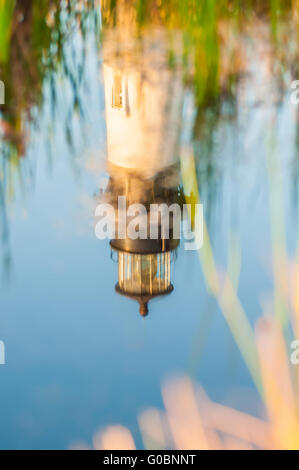 Bodie Island Leuchtturm Cape Hatteras National Seashore Outer Banks NC Reflexion OBX North Carolina Stockfoto