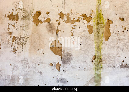 Alten weiß getünchte Wand mit reichen und verschiedenen Textur