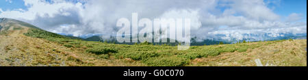 Malerischen Panorama des höchsten Berges in der Ukraine Stockfoto