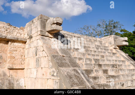 Tempel der Jaguare und Adler in Chichen Itza Mexico Maya-Ruinen Stockfoto